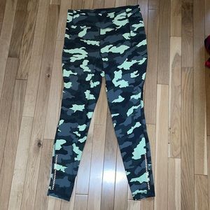 Lulu lemon leggings camo 💚